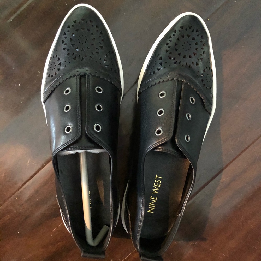 Nine West leather flats